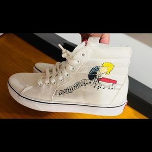 Vans of the wall peanuts musical notes.